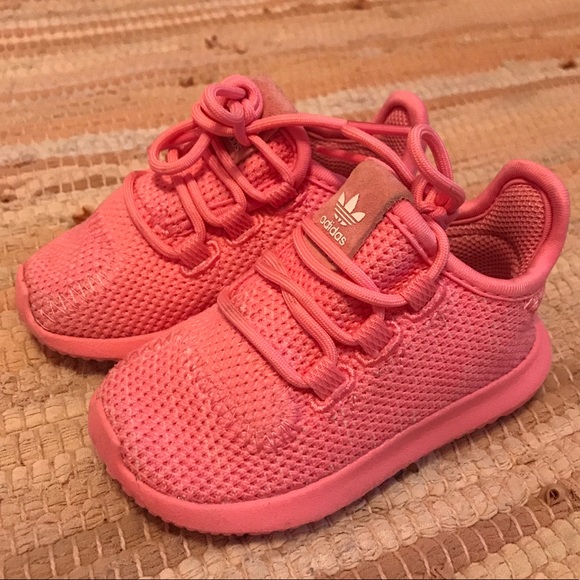 youth adidas tubular